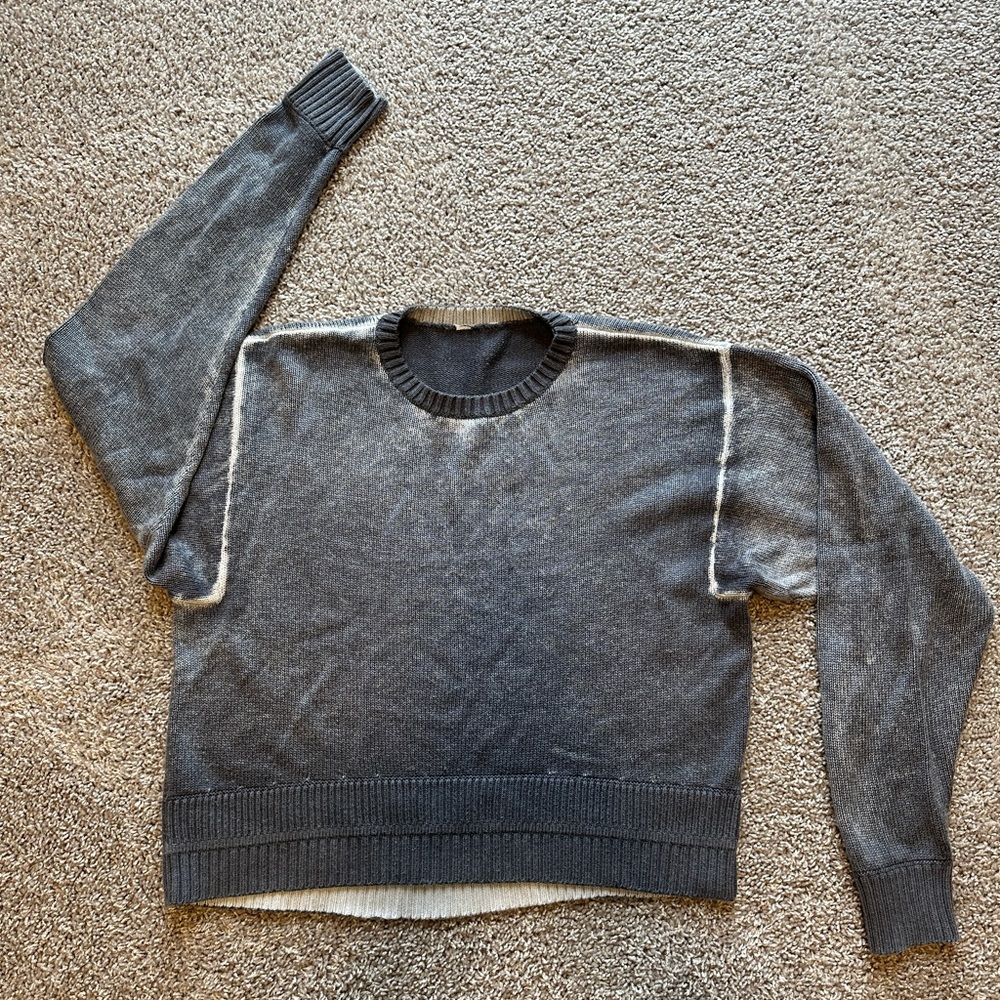 Lululemon sweater